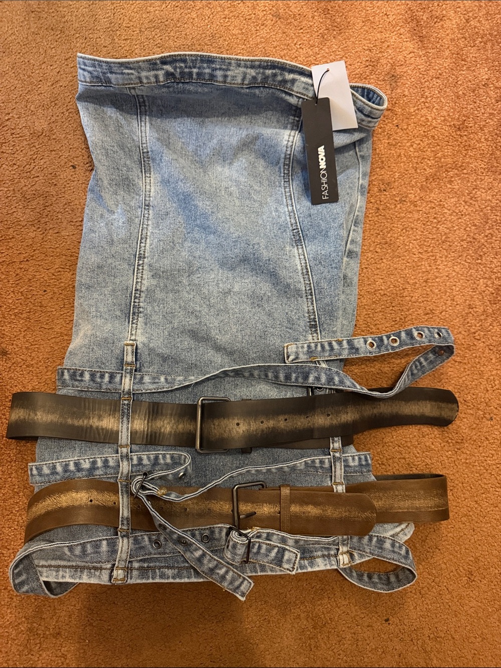 Fashion Nova Men Light Wash Slim Straight Jeans